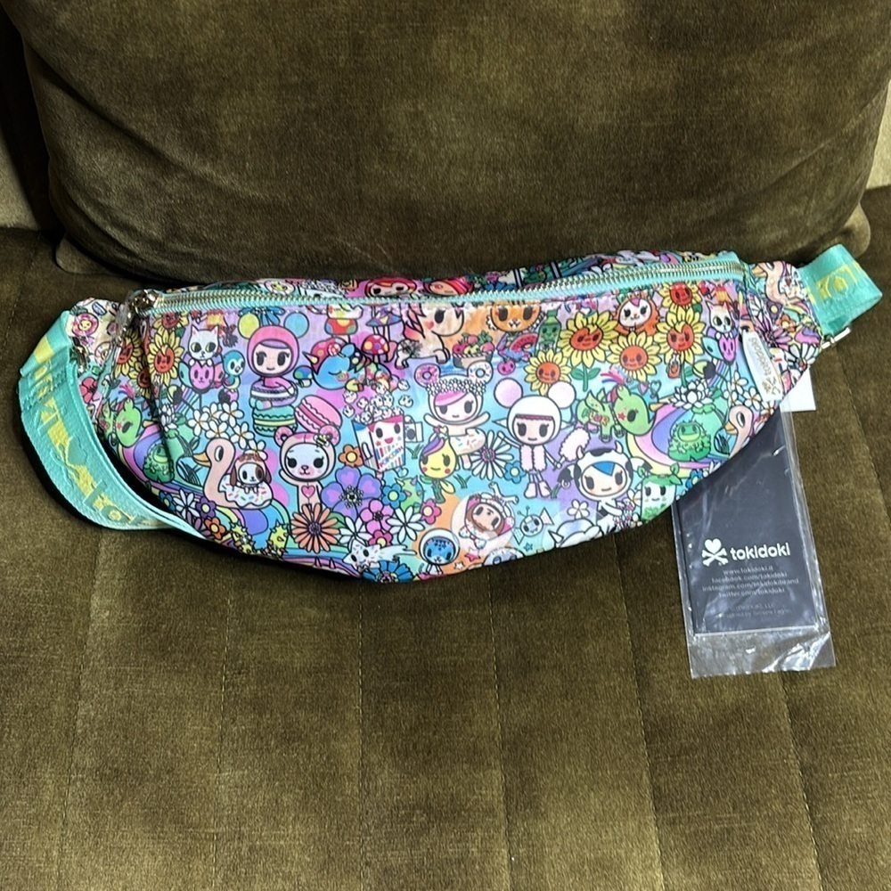 Tokidoki Flower Power Sling Bag New with tags - Picture 9 of 15
